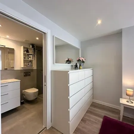 Apartment Montaltino 3 - Con Garaje - Centrico, Comodo, Cuidado - Cerca Playas A Coruna