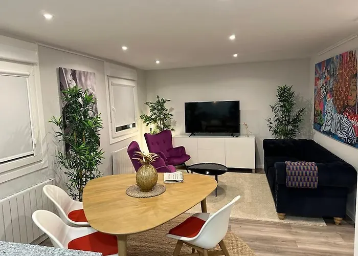 Apartamento Montaltino 3 - Con Garaje Opcional - Céntrico, Cómodo, Cuidado - Cerca Playas